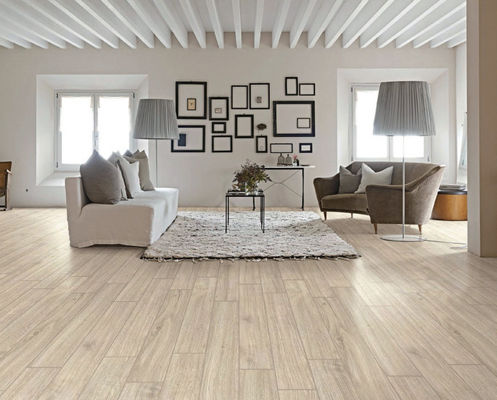 लिविंग रूम के लिए 150x900mm ग्रे पोर्सिलेन वुडन टाइल
