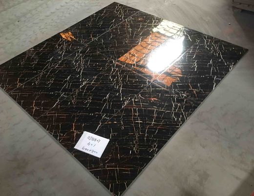 400x800mm पॉलिश किए गए ग्लेज्ड पोर्सिलेन टाइल्स सुनहरी रेखा के साथ